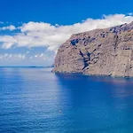 Blue Haven - Ocean View Penthouse With Private Jacuzzi And Community Pool Apartment *