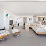 Blue Haven - Ocean View Penthouse With Private Jacuzzi And Community Pool Apartment