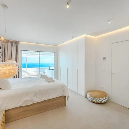 شقة Blue Haven - Ocean View Penthouse With Private Jacuzzi And Community Pool *
