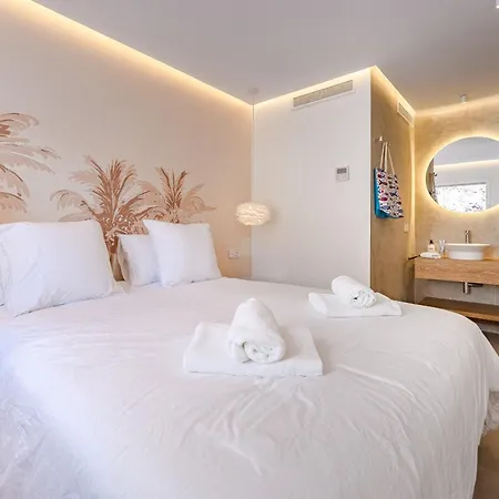 Blue Haven - Ocean View Penthouse With Jacuzzi And Pool Apartment
